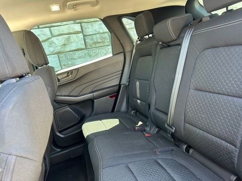 Used 2025 Ford Escape Active FWD image 9