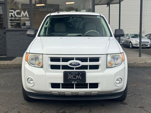 Used 2011 Ford Escape 2WD Hybrid image 2