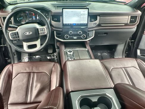 Used 2024 Ford Expedition Max Limited image 23