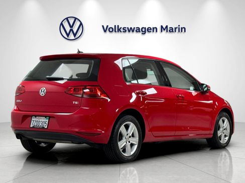 Used 2017 Volkswagen Golf S FWD image 5