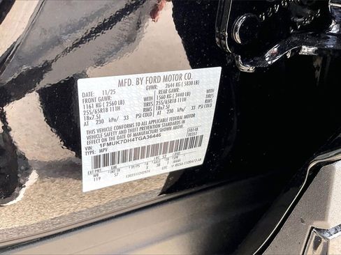 New 2026 Ford Explorer Active w/ Active Comfort Package image 11