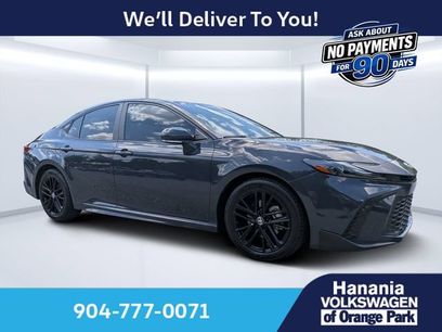 Used 2025 Toyota Camry SE w/ Multimedia Upgrade Package