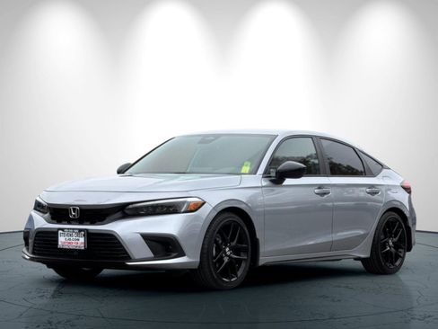 Used 2023 Honda Civic Sport image 8