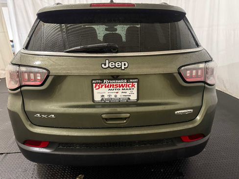 Certified 2021 Jeep Compass Latitude image 16