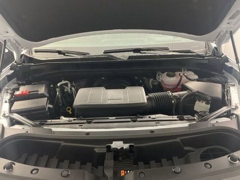 Certified 2026 Chevrolet Suburban High Country image 25