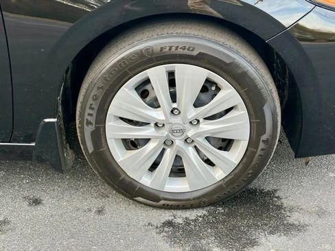 Used 2024 Nissan Sentra S image 32