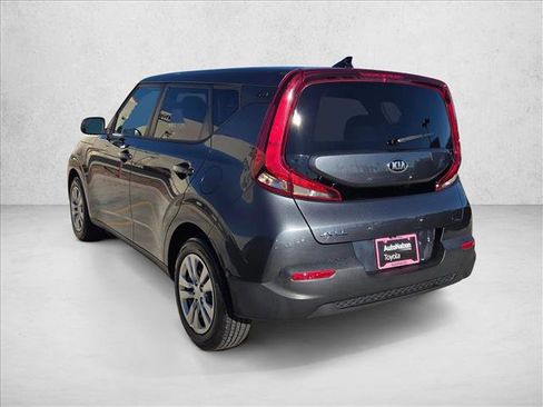 Used 2020 Kia Soul LX image 8