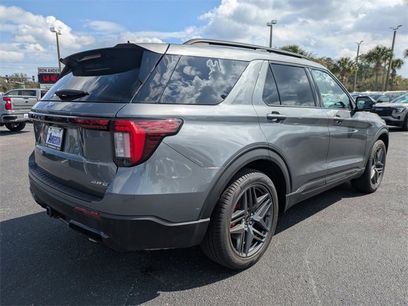 Used 2025 Ford Explorer ST-Line w/ ST-Line Street Pack