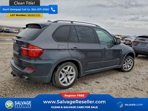 Used 2011 BMW X5 xDrive35d w/ Premium Pkg image 4