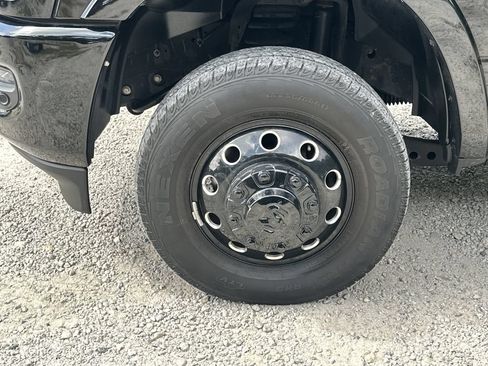 Used 2021 RAM 3500 Laramie AWD/4WD image 11