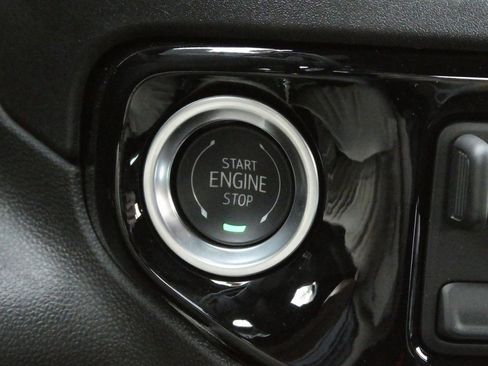 New 2025 GMC Sierra 1500 Elevation w/ Preferred Package image 11