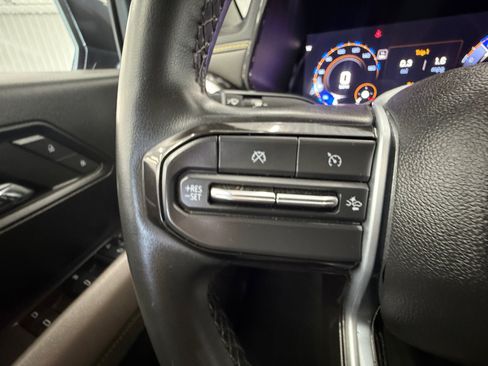 Used 2023 Chevrolet Colorado ZR2 AWD/4WD image 17