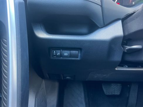 Used 2025 Toyota RAV4 LE image 29