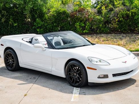 Used 2006 Chevrolet Corvette Convertible w/ Preferred Equipment Group image 60