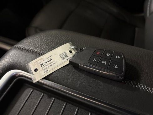 Used 2022 GMC Yukon XL Denali w/ Max Trailering Package image 32