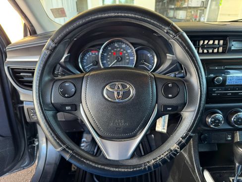 Used 2015 Toyota Corolla L FWD image 26