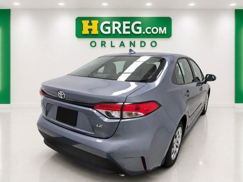 Used 2025 Toyota Corolla LE FWD image 2