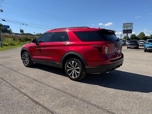 Used 2023 Ford Explorer ST-Line w/ Class IV Trailer Tow Package AWD/4WD image 5
