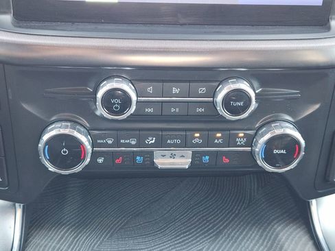 Used 2022 Ford F150 Platinum w/ Equipment Group 701A High image 18