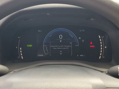 Used 2025 Toyota Camry LE image 29