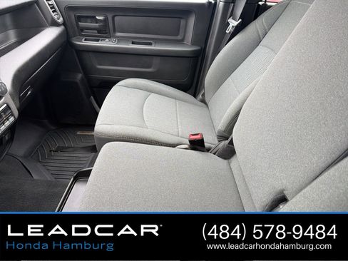 Used 2024 RAM 2500 Tradesman w/ Chrome Appearance Group AWD/4WD image 15