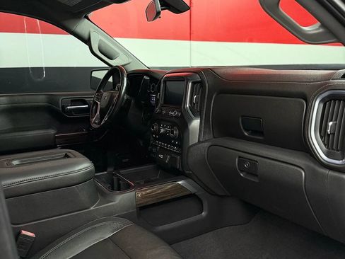 Used 2020 Chevrolet Silverado 1500 LT Trail Boss image 10