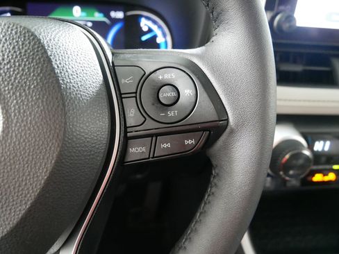 Used 2024 Toyota RAV4 XLE w/ Convenience Package AWD/4WD image 28