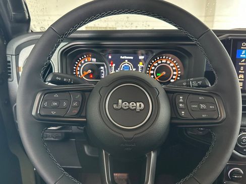New 2026 Jeep Gladiator Sport AWD/4WD image 23