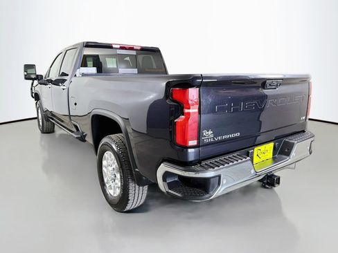 Used 2024 Chevrolet Silverado 3500 LTZ w/ LTZ Convenience Package AWD/4WD image 8