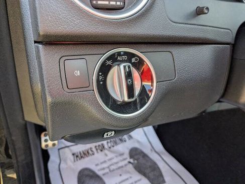 Used 2014 Mercedes-Benz C 250 Sedan image 18