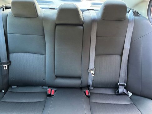 Used 2025 Nissan Altima 2.5 SV FWD image 33