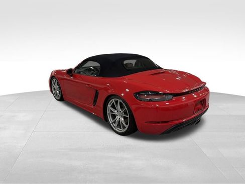 Used 2019 Porsche 718 Boxster image 3