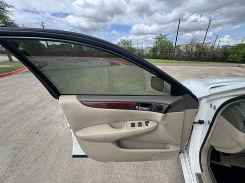 Used 2002 Lexus ES 330 image 21