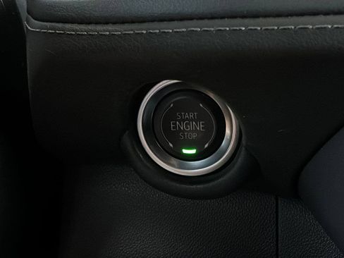 Used 2025 Chevrolet Tahoe Z71 AWD/4WD image 34