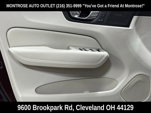 New 2026 Volvo XC60 T8 Ultra w/ Protection Package Premier image 10