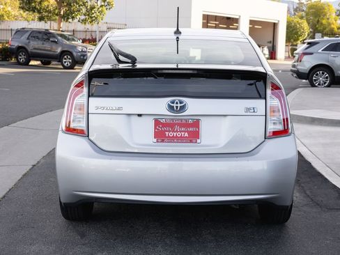 Used 2013 Toyota Prius Four w/ Deluxe Solar Roof Pkg image 6