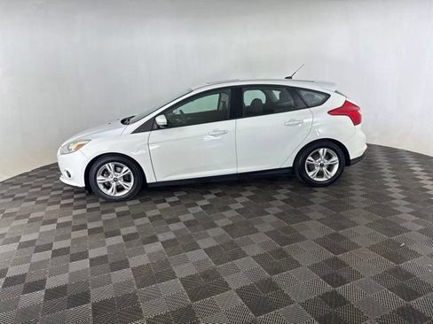Used 2014 Ford Focus SE FWD image 8