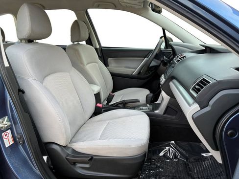Used 2017 Subaru Forester 2.5i AWD/4WD image 18