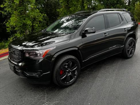 Used 2017 GMC Acadia Denali w/ Technology Package AWD/4WD image 29