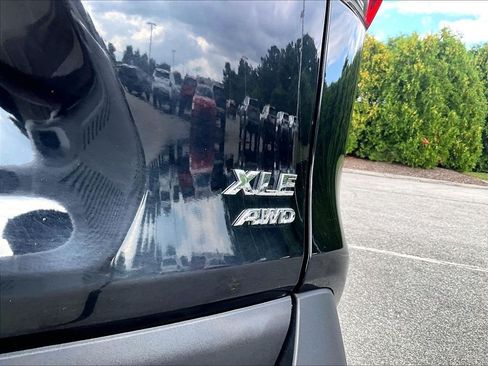 Used 2025 Toyota RAV4 XLE AWD/4WD image 29