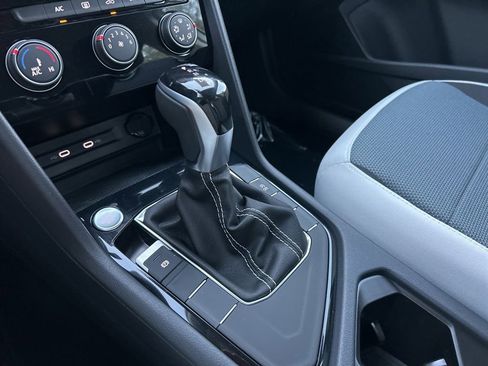 New 2026 Volkswagen Taos S image 36