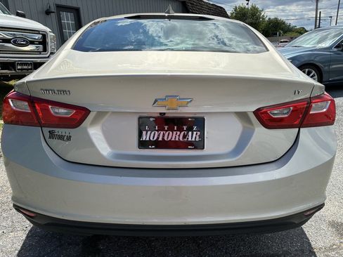 Used 2016 Chevrolet Malibu LT FWD image 5