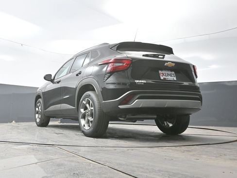 New 2026 Chevrolet Trax LT image 47
