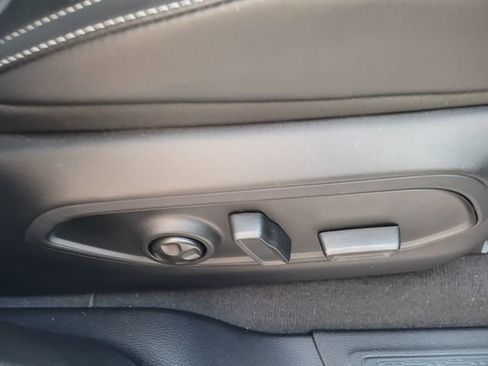 Certified 2025 Jeep Grand Cherokee Limited image 16