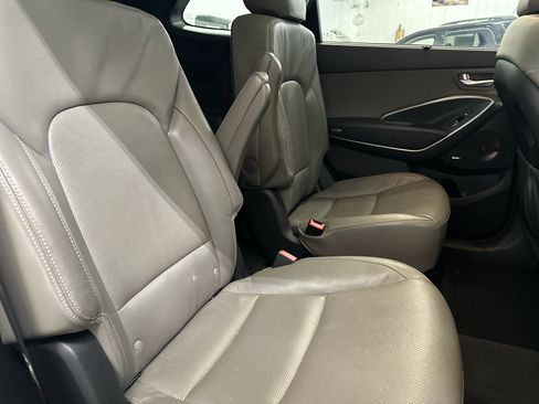 Used 2016 Hyundai Santa Fe Limited w/ Option Group 04 image 44