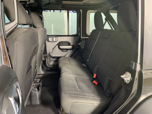 Used 2020 Jeep Wrangler Unlimited Sport AWD/4WD image 31