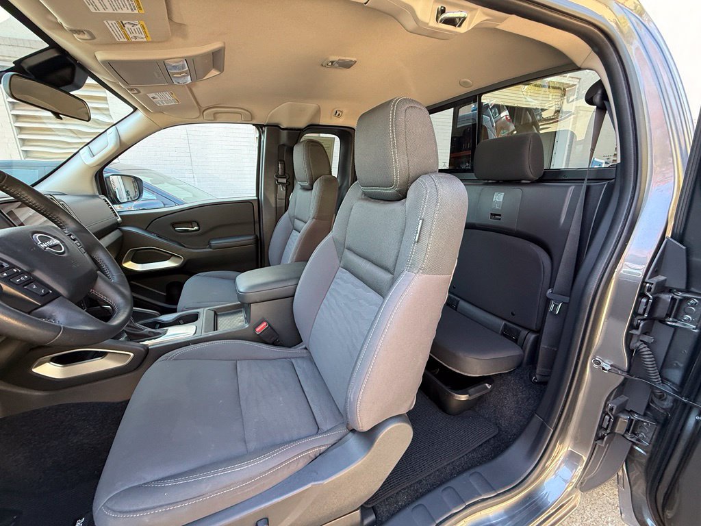 Used 2024 Nissan Frontier SV w/ SV Convenience Package AWD/4WD image 27