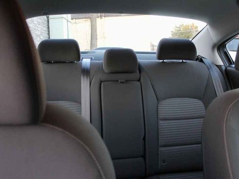 Used 2017 Kia Forte LX w/ LX Popular Package image 22