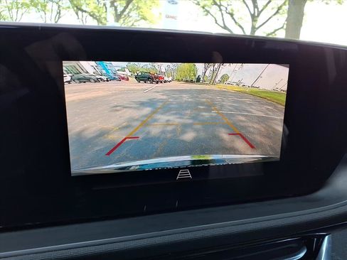 Used 2025 Buick Envista Avenir FWD image 11