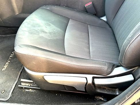Used 2024 Nissan Sentra SV w/ All-Weather Package FWD image 8